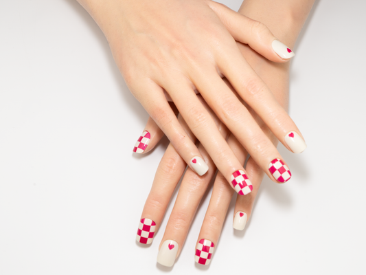 Love Mood Press-On Nails | Creamy Yellow Pink Checkerboard Oval