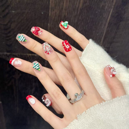Christmas Hello Kitty Short Oval Press-On Nails