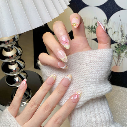 Pastel Sea Accent Short Almond Press-On Nails