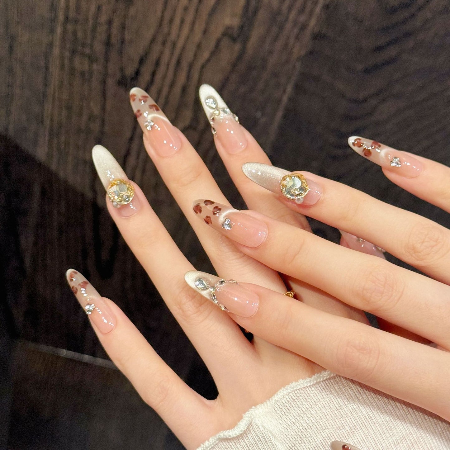 Peach Heart  Oval Press-On Nails