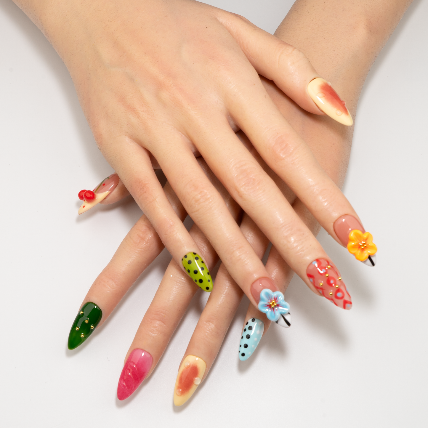 Retro Almond Press-On Nails