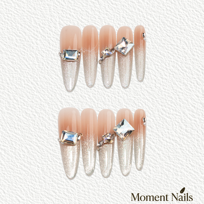 Minimalist Crystal Press On Nails | Silver Jelly Cat Eye Long Stiletto