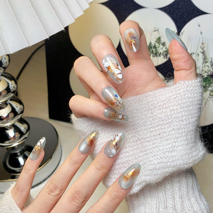 Light Mint Green Elegant Press-On Nails