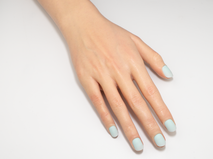 Serene Aquamarine Hue Press-On Nails | Frosted Oval
