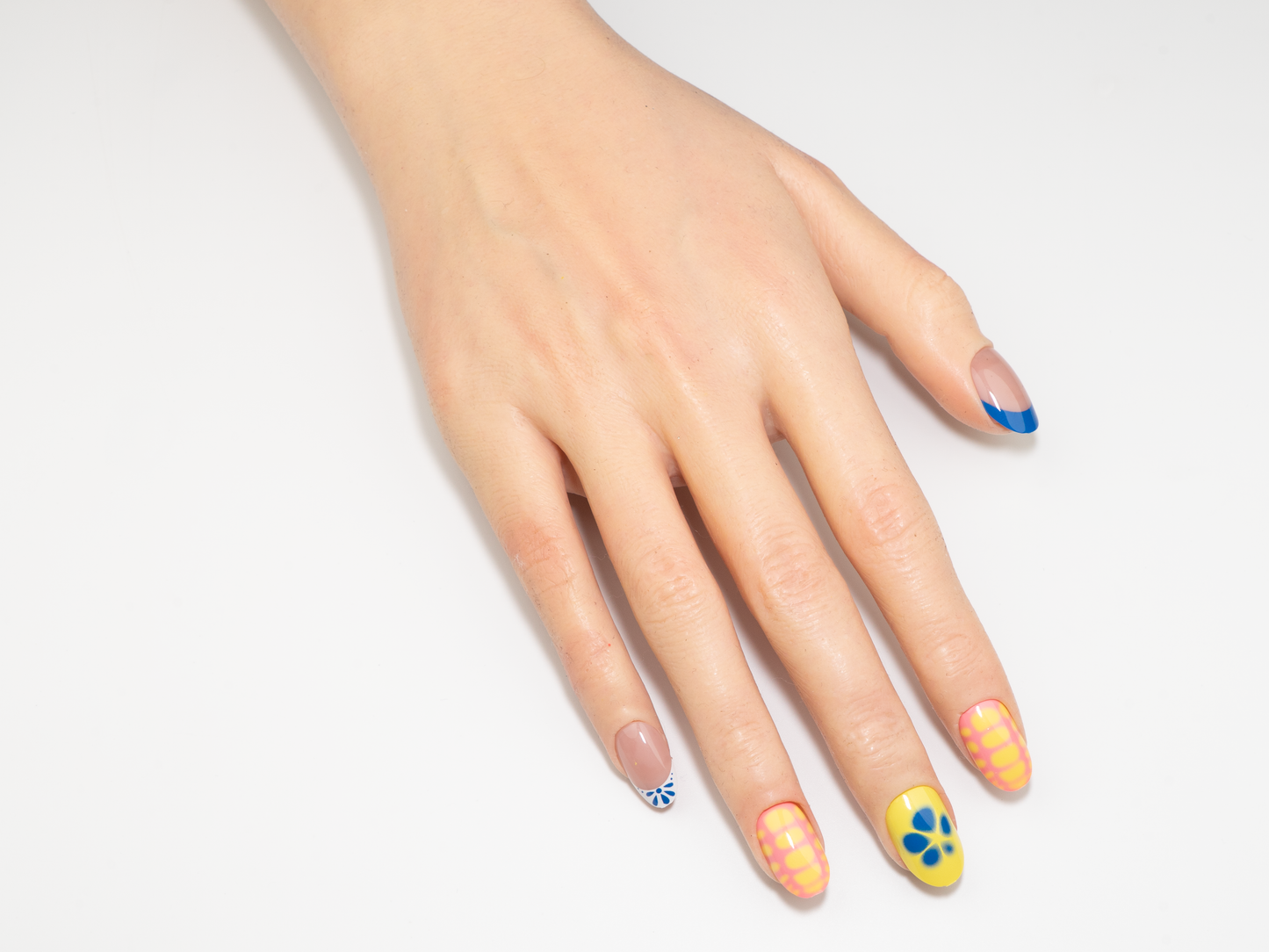 Blue & Yellow Pop Art Press-Ons | Mixed Hand-Painted | Oval