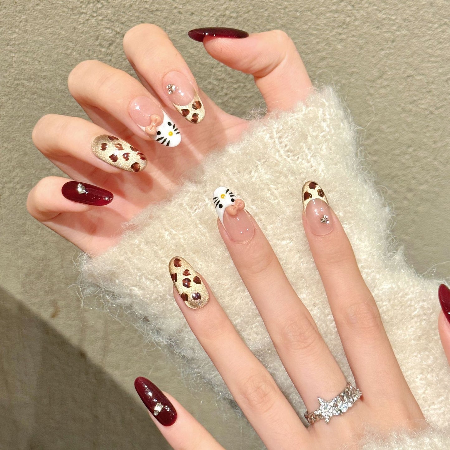 Burgundy Hello Kitty Leopard  Oval Press-On Nails