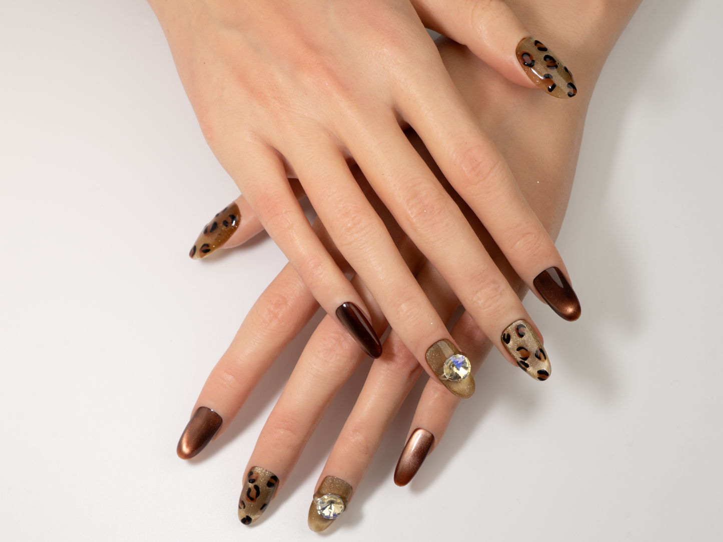 Classic Leopard Press On Nails | Brown Cat Eye Almond Shape