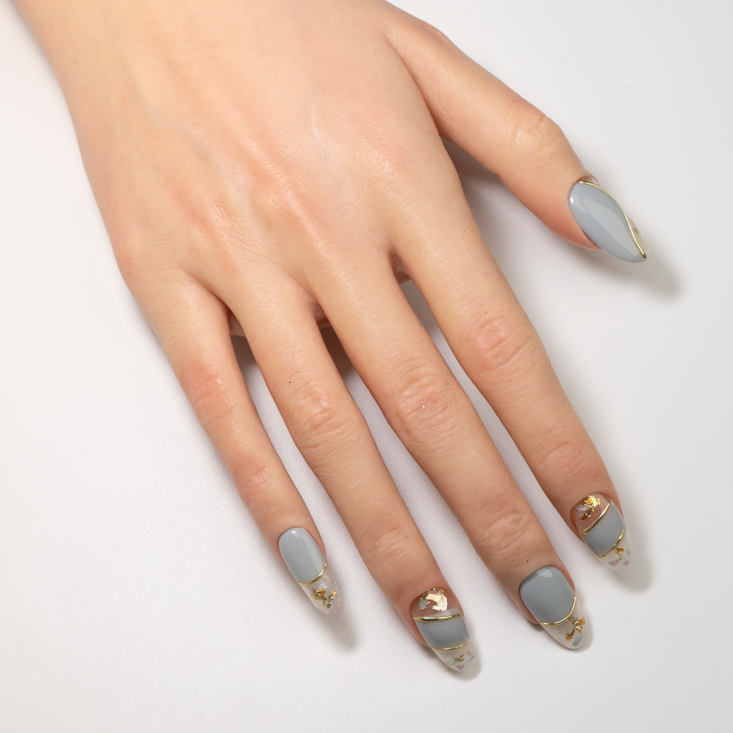 Handmade Gold Trim Shell Oval