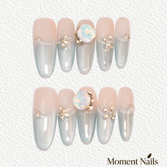 Morning Dew Press-On Nails | Handmade Ombre Cat Eye Crystal Oval