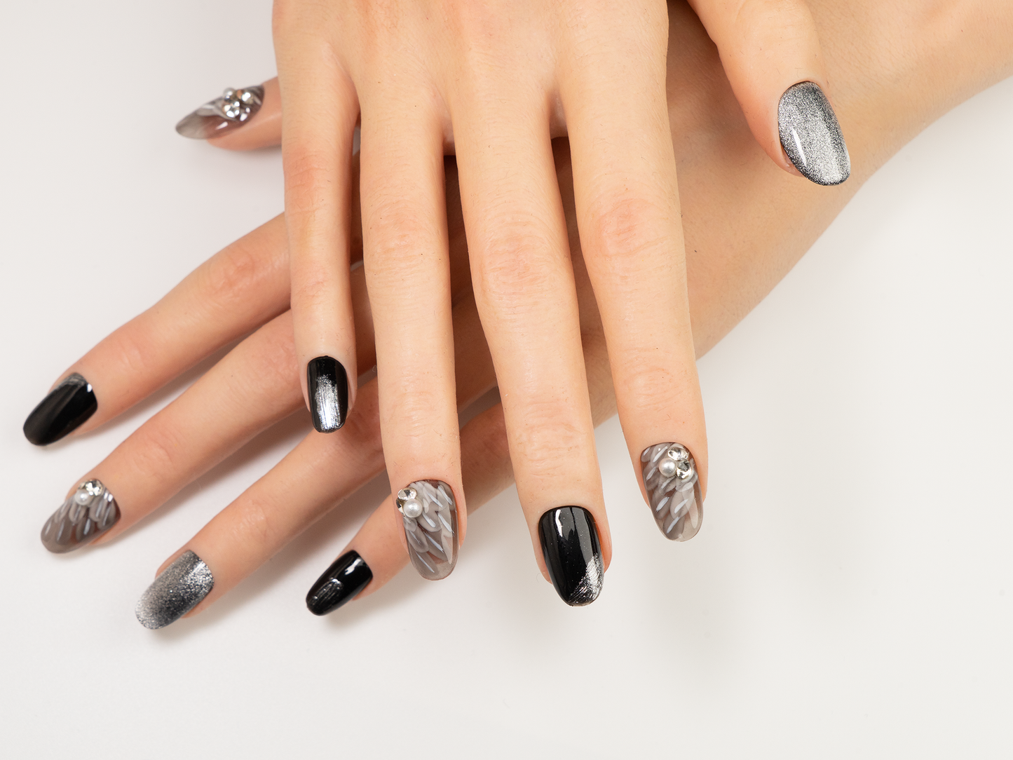 Angel Wings Press-On Nails | Handmade Feather Pearl Glitter Oval