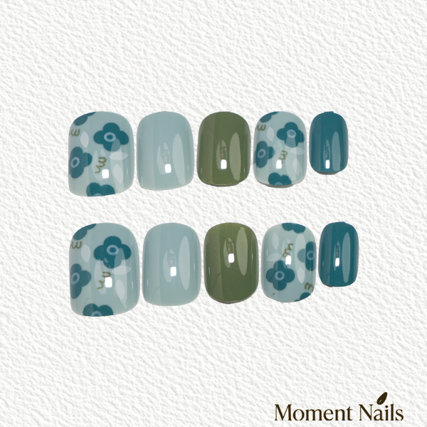 Korean Minimalist Press-Ons | Creamy Floral Pattern Short Oval