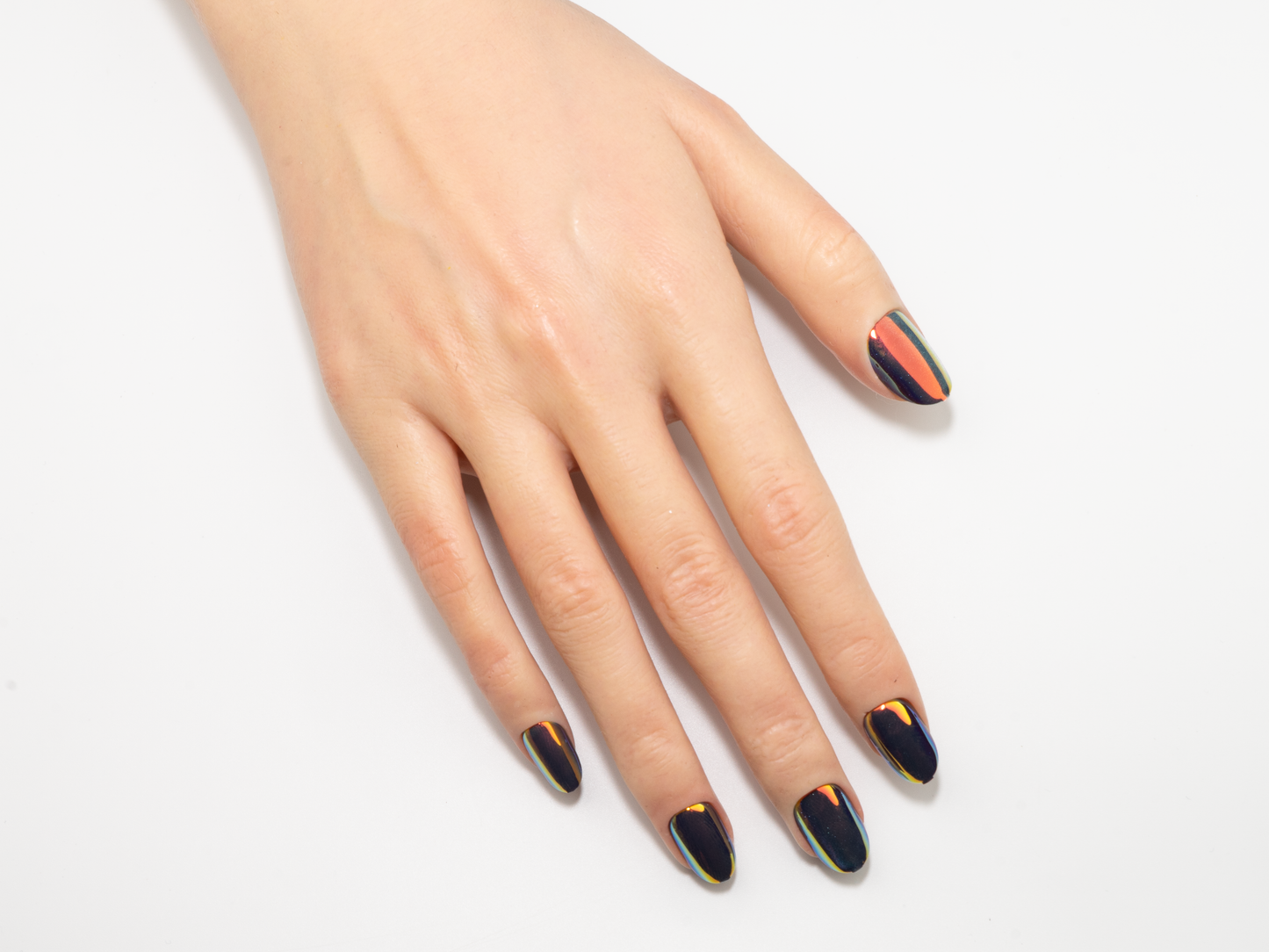 Nebula's Eye Press-On Nails | Purple Gold Chameleon Cat Eye Oval