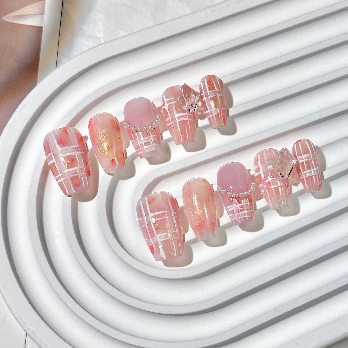 Pink Plaid  Trapezoid Press-On Nails