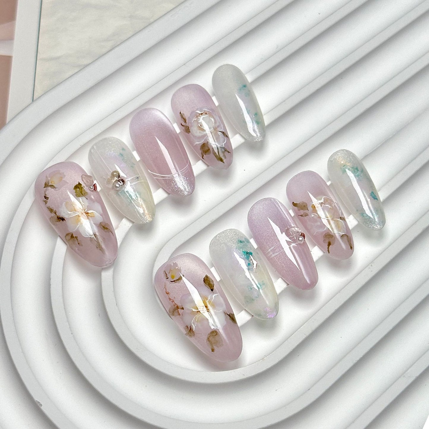 Light Pink Fairy Gentle Press-On Nails