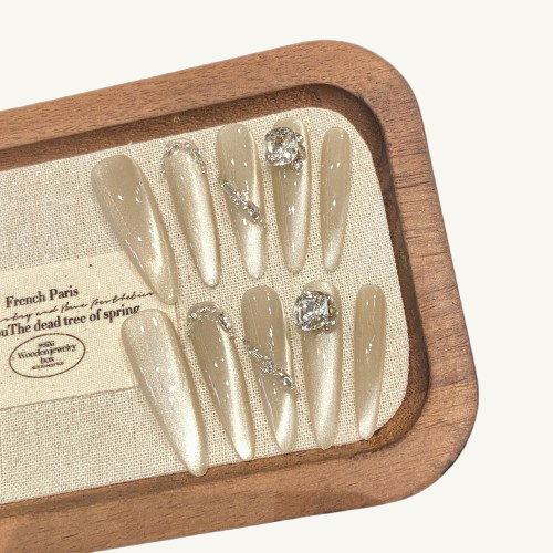 Champagne Bubbles Press-On Nails | Handmade Luxury Cat Eye Stiletto