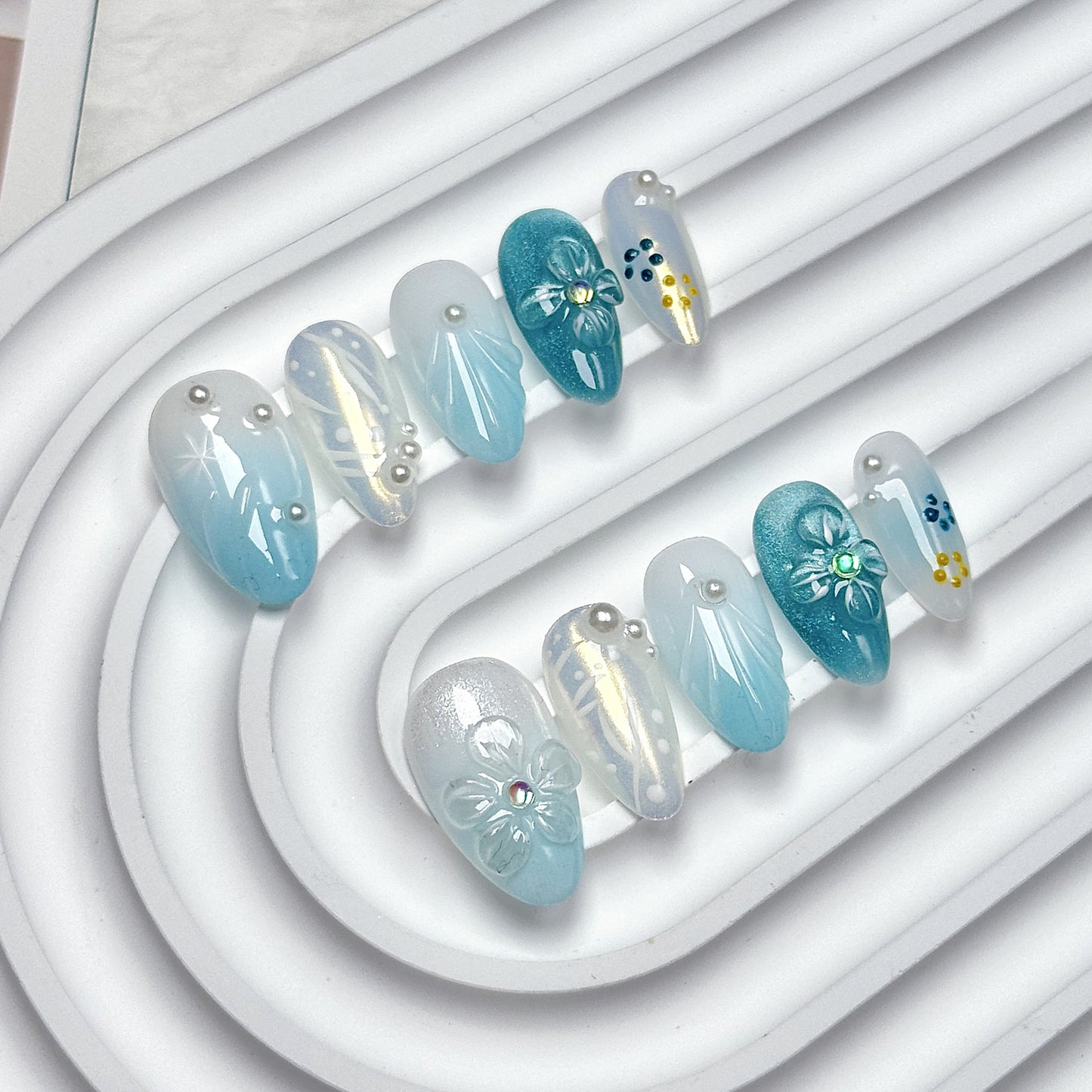 Light Blue Floral Short Almond Press-On Nails