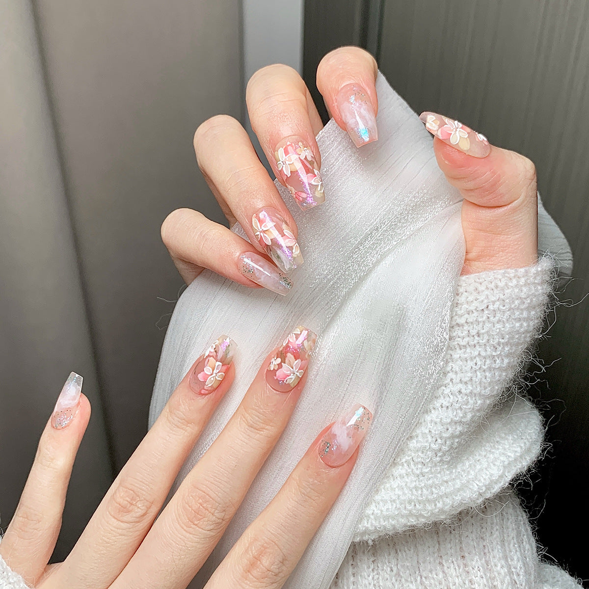 3D Flower Short Square-Round Press-On Nails