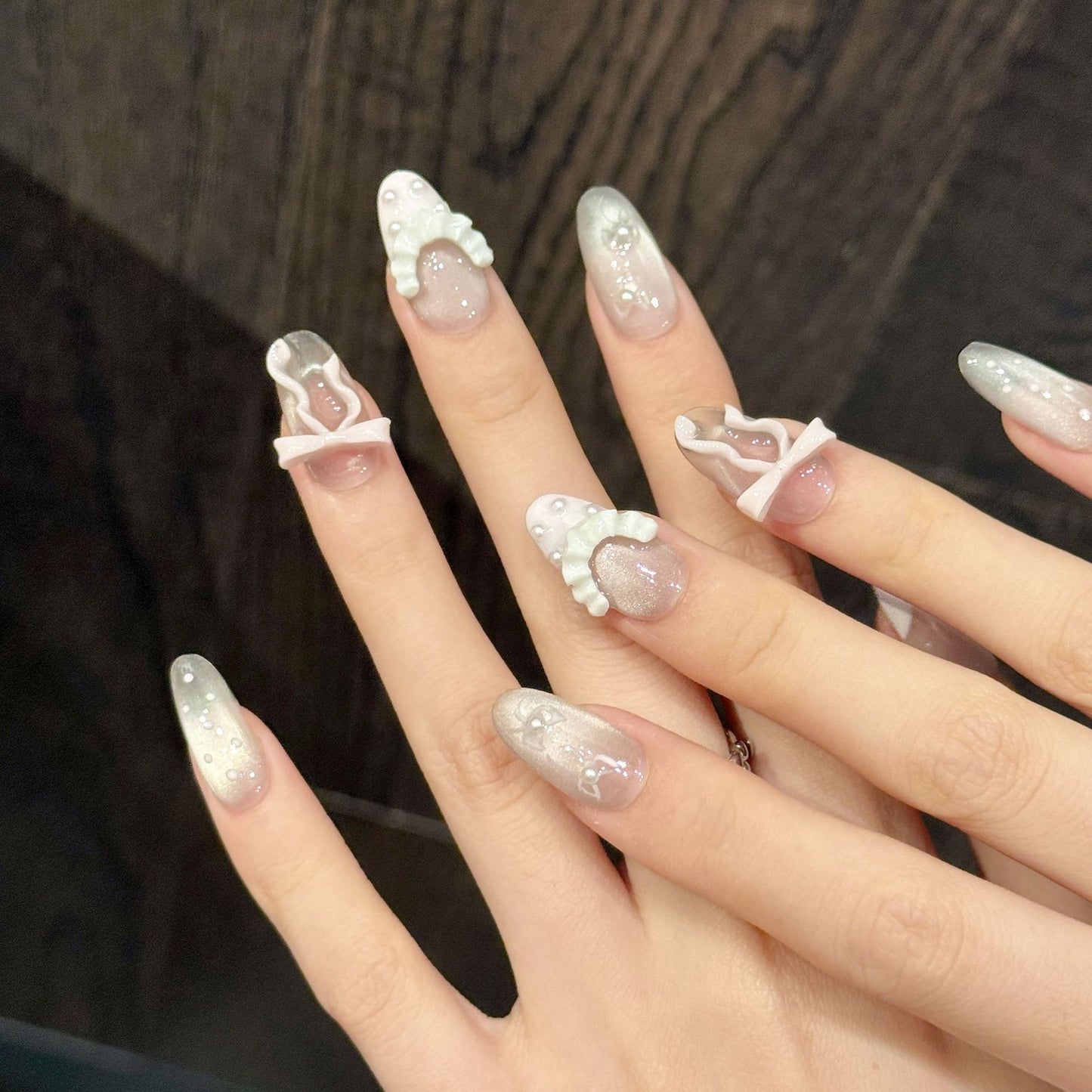 Pink Pearl Bow Medium Oval Press-On Nails