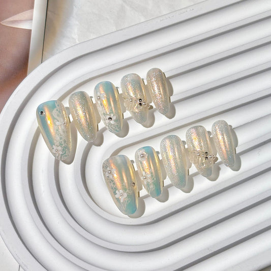 Aurora Lace Oval Press-On Nails