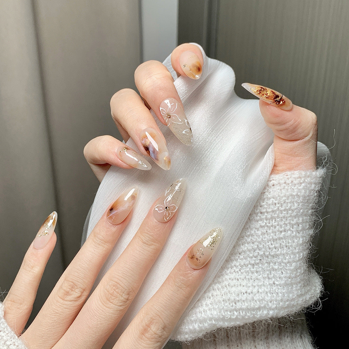 Light Apricot Ink Wash Oval   Press-On Nails